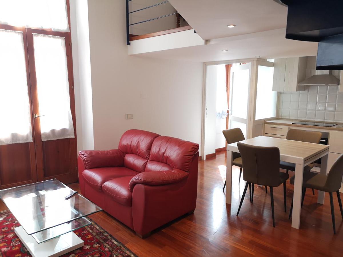Marina Apartment City Centre Кальяри Экстерьер фото