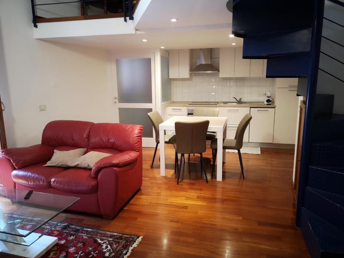 Marina Apartment City Centre Кальяри Экстерьер фото