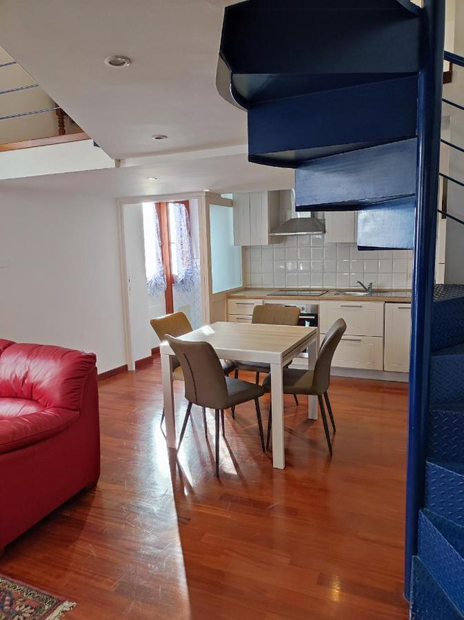 Marina Apartment City Centre Кальяри Экстерьер фото